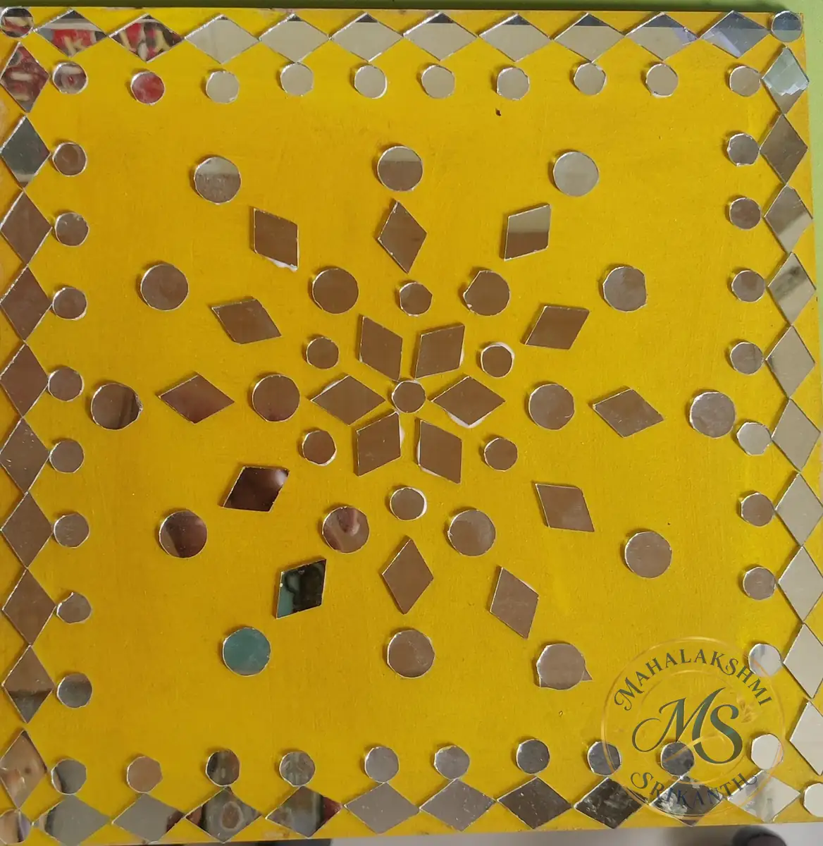 Lippan Mirror Art Painting on Mdf — craft by Mahalakshmi Srikanth
